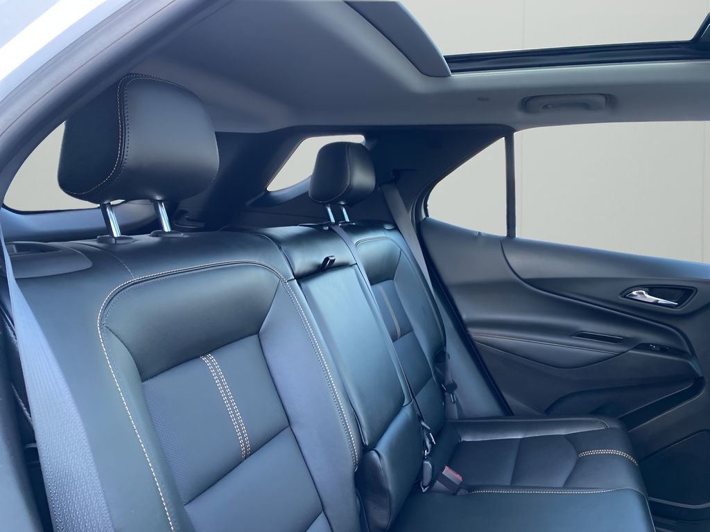 Used 2024 Chevrolet Equinox Premier image 18