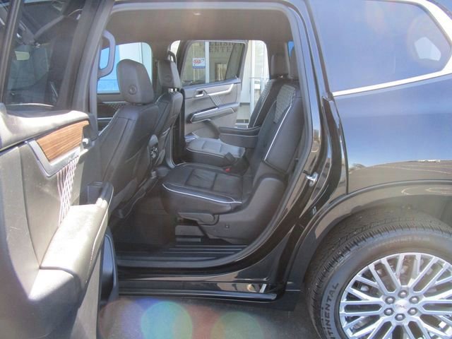 Certified 2024 GMC Acadia Denali w/ Super Cruise Package image 14
