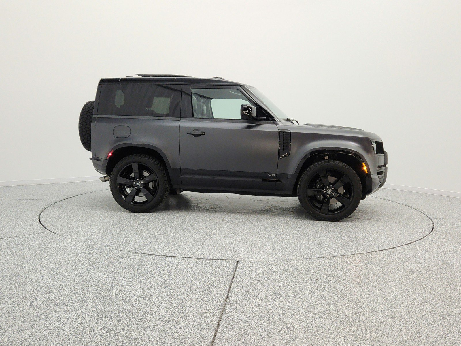 Used 2023 Land Rover Defender 90 Carpathian Edition AWD/4WD image 4