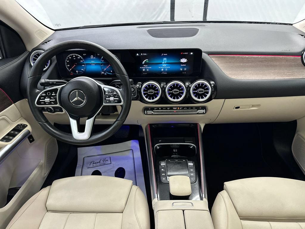 Used 2023 Mercedes-Benz GLA 250 4MATIC w/ Premium Package image 24