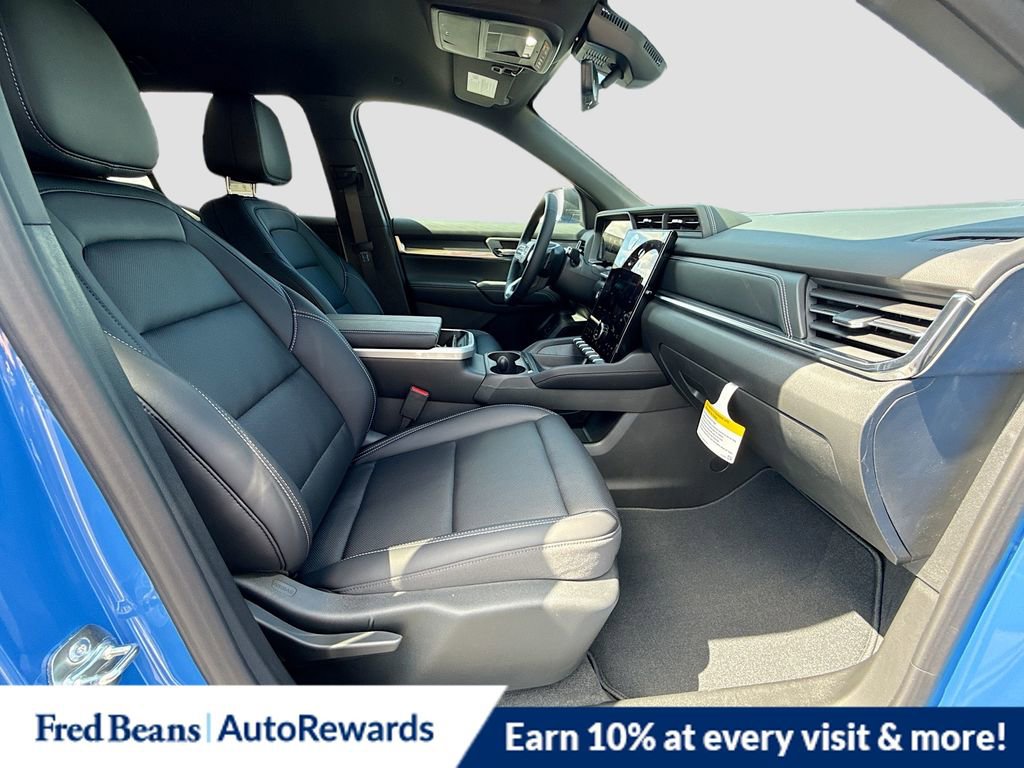 New 2026 GMC Terrain Elevation w/ Elevation Premium Package image 30