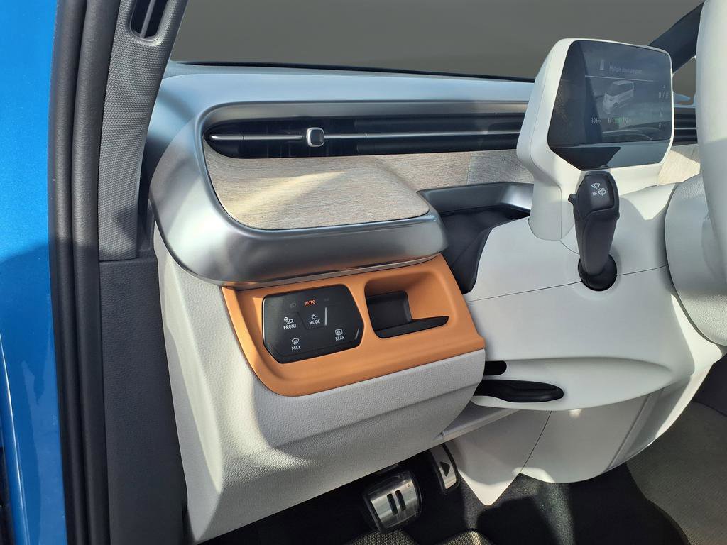 New 2025 Volkswagen ID. Buzz 1st Edition image 14