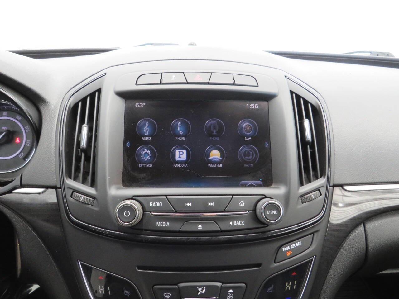 Used 2014 Buick Regal image 21