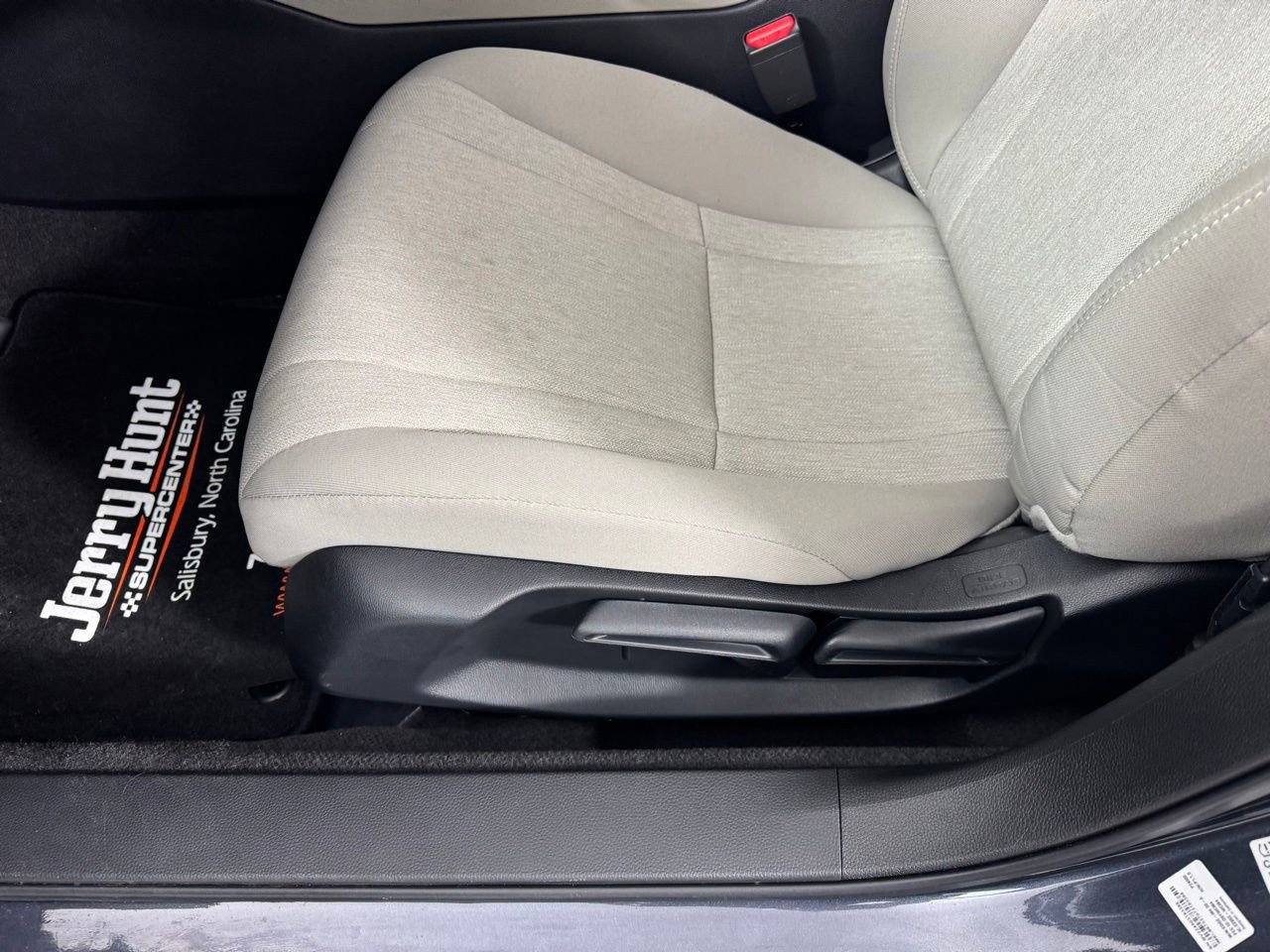 Used 2025 Honda Accord LX image 11