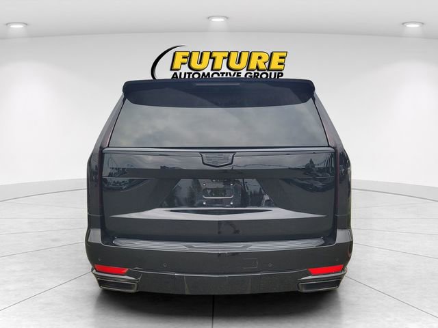 Used 2021 Cadillac Escalade Sport Platinum AWD/4WD image 4