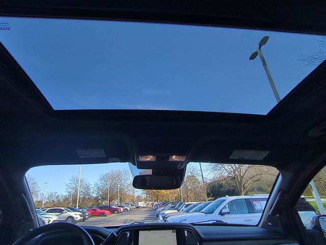 Used 2021 Nissan Titan Platinum Reserve w/ Moonroof Package image 30