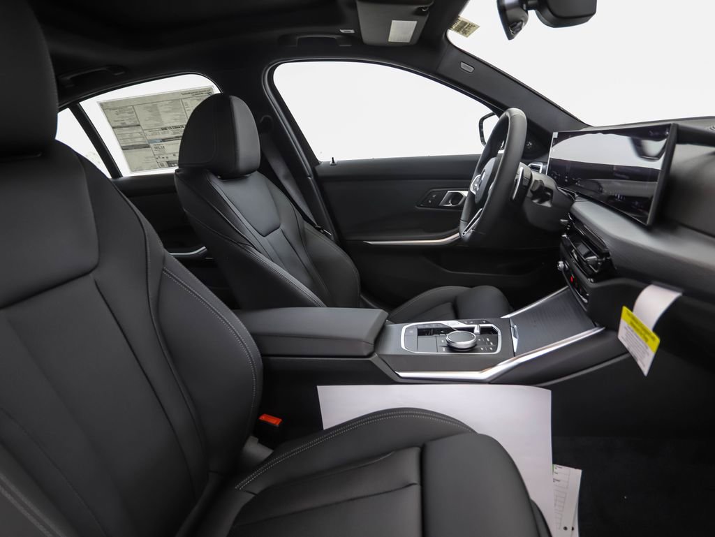 New 2026 BMW 330i xDrive Sedan w/ M Sport Package image 30