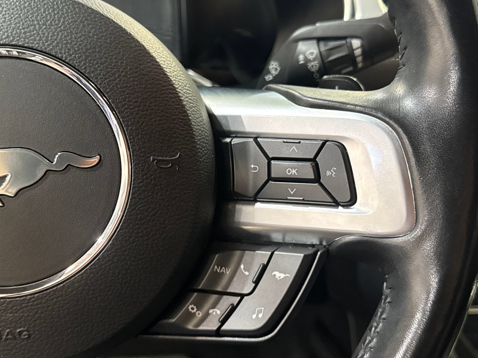 Used 2019 Ford Mustang Premium w/ Equipment Group 201A RWD image 28