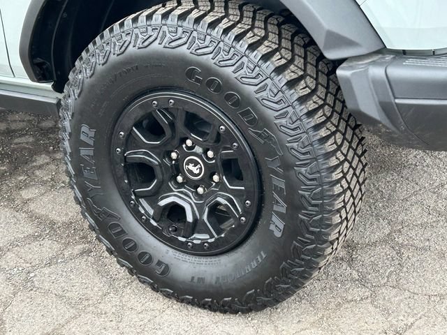 Used 2021 Ford Bronco First Edition AWD/4WD image 6