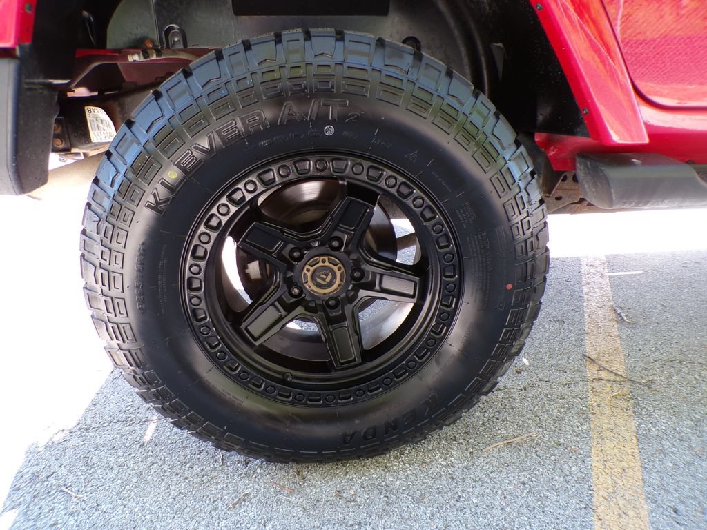 Used 2014 Jeep Wrangler Unlimited Sahara w/ Trailer Tow Group AWD/4WD image 20