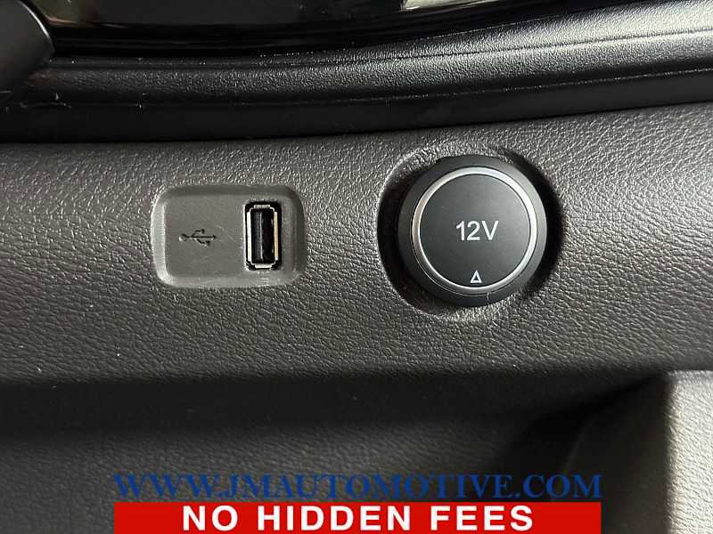 Used 2023 Ford Transit 350 XLT image 34