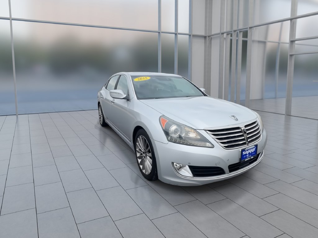 Used 2015 Hyundai Equus Ultimate RWD image 2