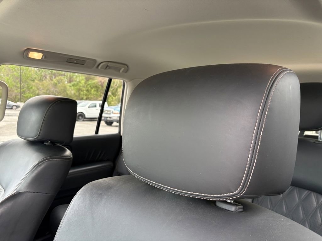Used 2022 Nissan Armada Platinum w/ Captain's Chairs Package image 14