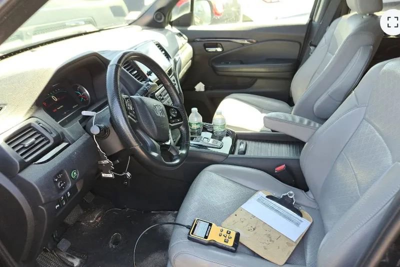 Used 2019 Honda Passport Elite image 2