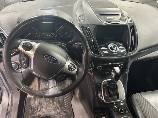Used 2013 Ford Escape Titanium AWD/4WD image 2