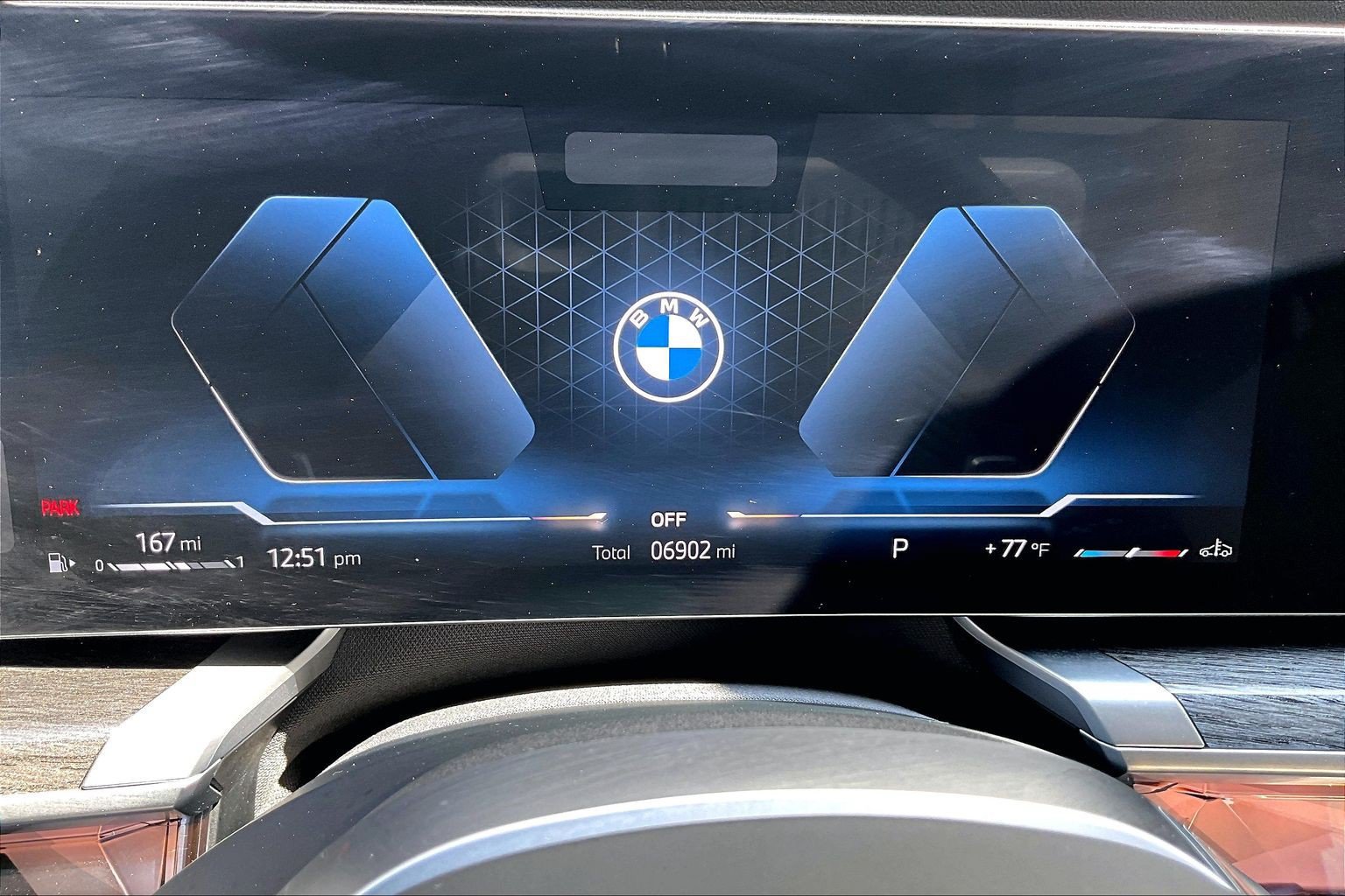 Used 2025 BMW 760i xDrive w/ Luxury Rear Seating Package AWD/4WD image 19