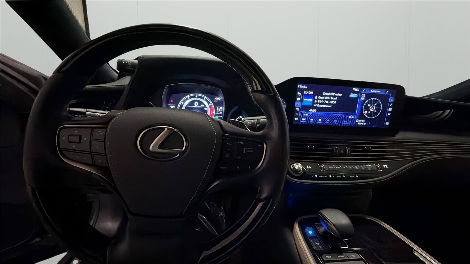 Used 2021 Lexus LS 500 w/ Interior Upgrade Package RWD image 20