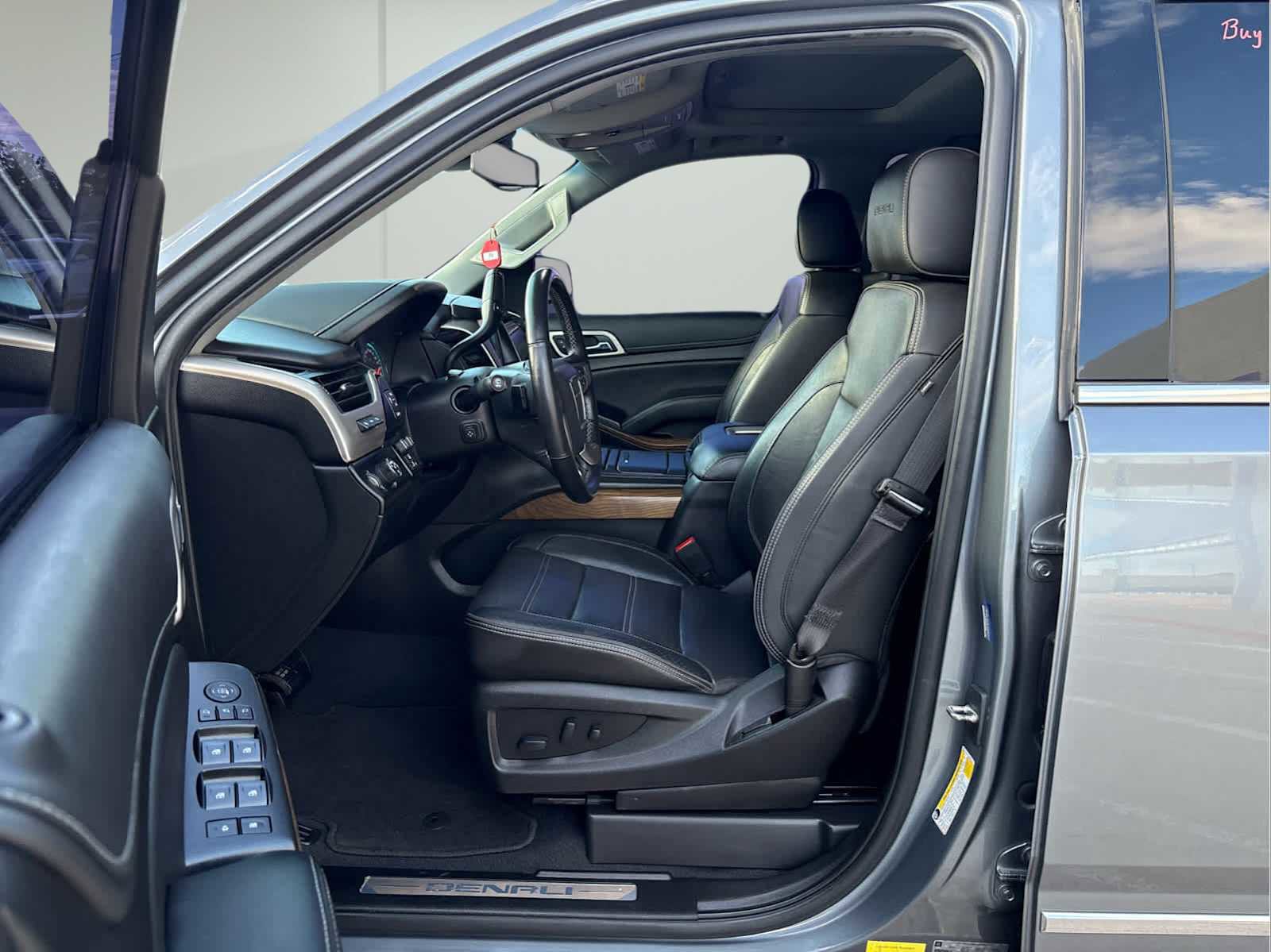 Used 2019 GMC Yukon Denali RWD image 10