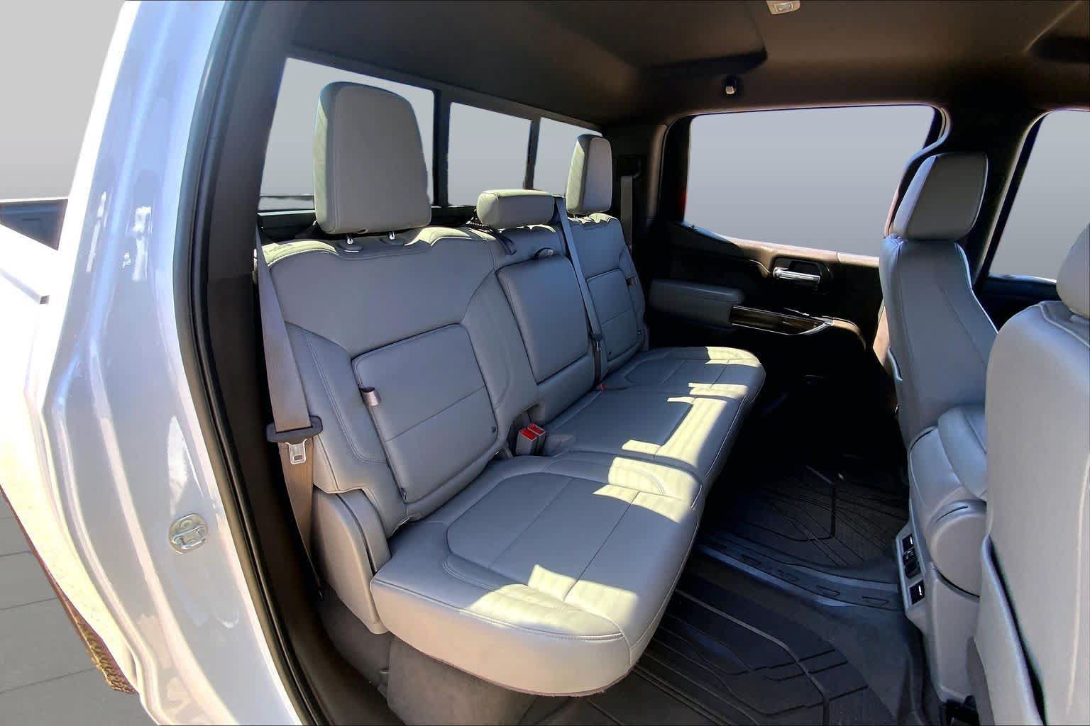 Used 2020 Chevrolet Silverado 1500 LT w/ Texas Edition AWD/4WD image 20