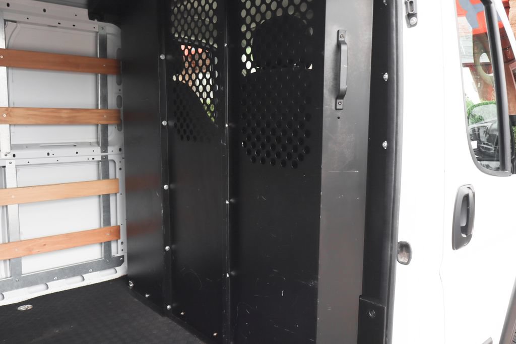 Used 2025 RAM ProMaster 2500 w/ U-Haul Equipment Group FWD image 12