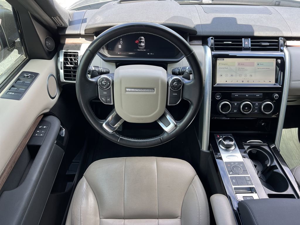 Used 2018 Land Rover Discovery HSE AWD/4WD image 18