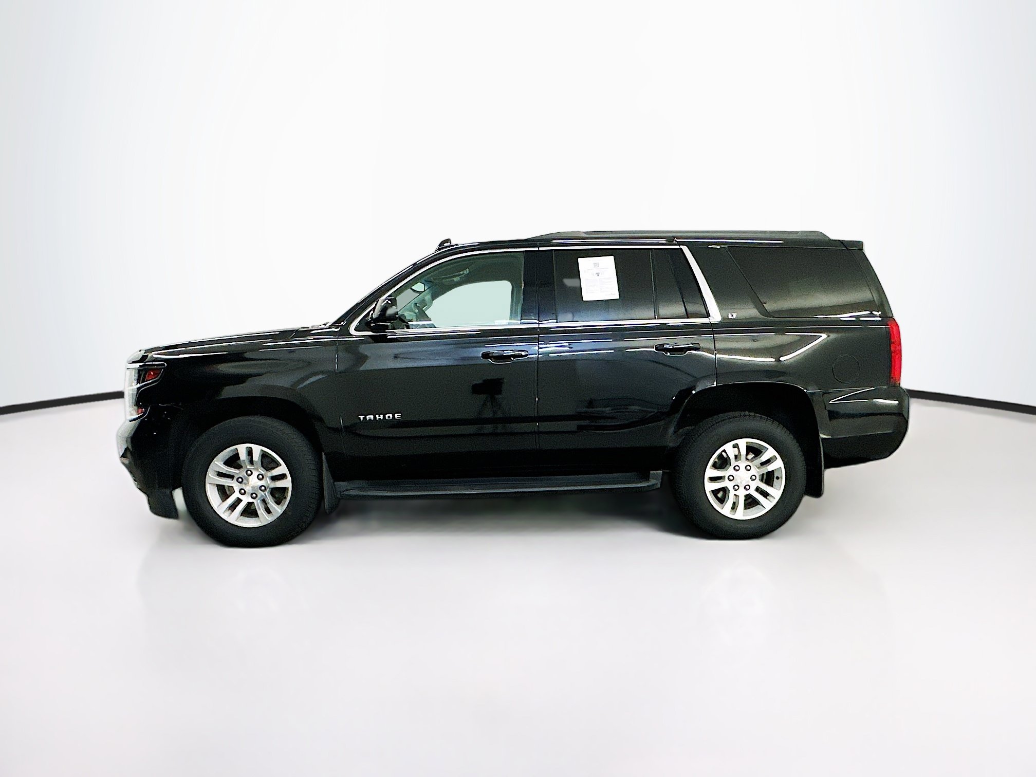 Used 2019 Chevrolet Tahoe LT AWD/4WD image 4