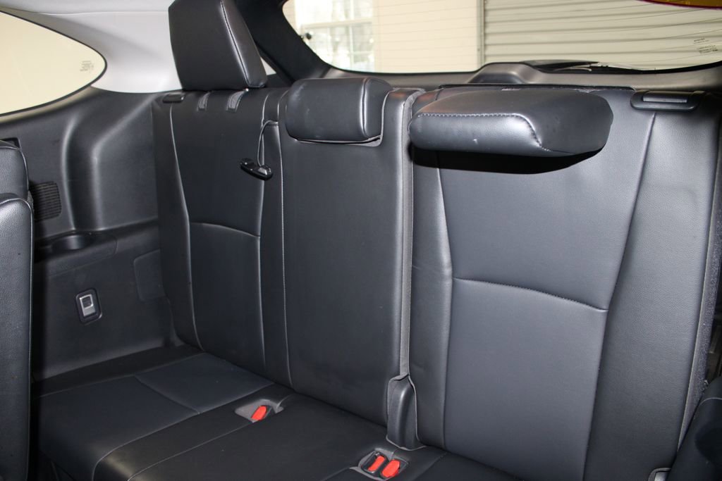 Used 2022 Toyota Highlander XLE image 25