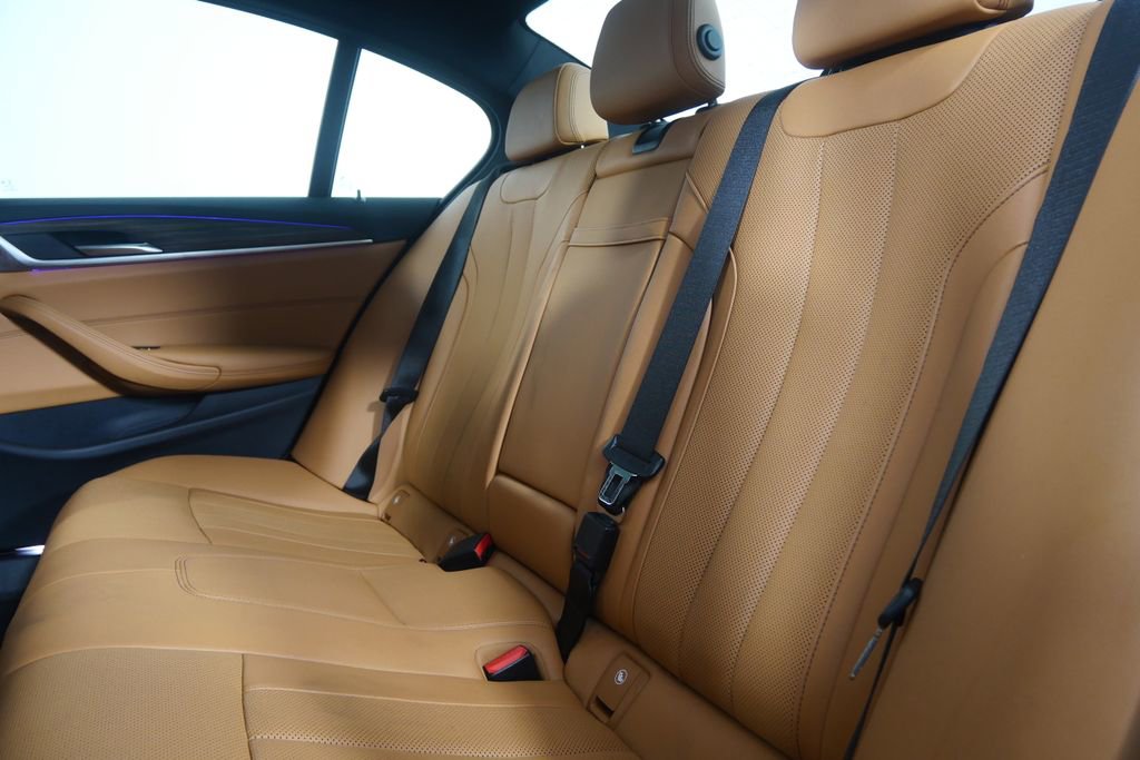 Certified 2023 BMW 530i w/ M Sport Package image 15