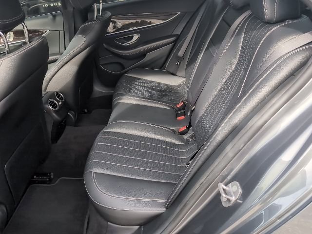 Used 2017 Mercedes-Benz E 300 4MATIC image 24