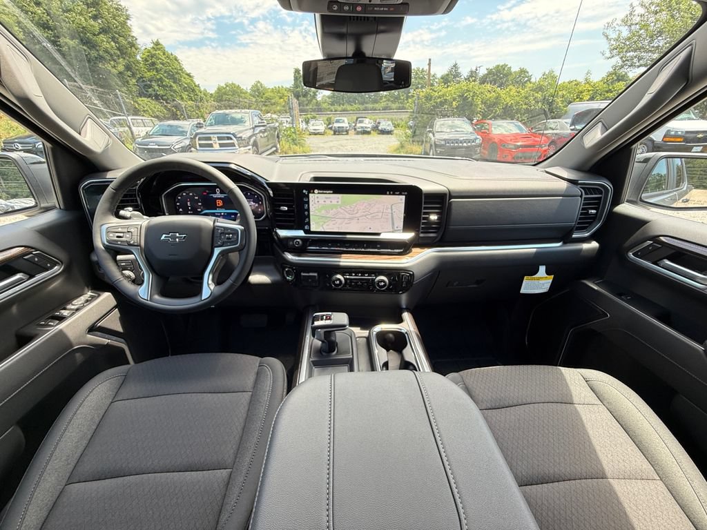 New 2026 Chevrolet Silverado 1500 RST w/ Redline Edition AWD/4WD image 26