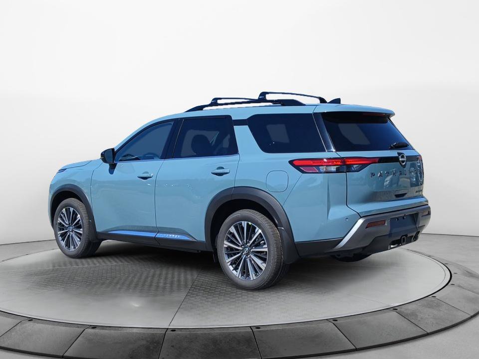 New 2026 Nissan Pathfinder Platinum FWD image 5