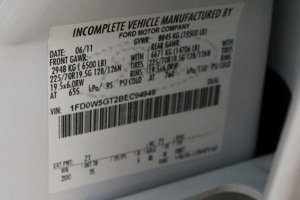 Used 2011 Ford F550 2WD Crew Cab Super Duty w/ Payload Upgrade Pkg image 45
