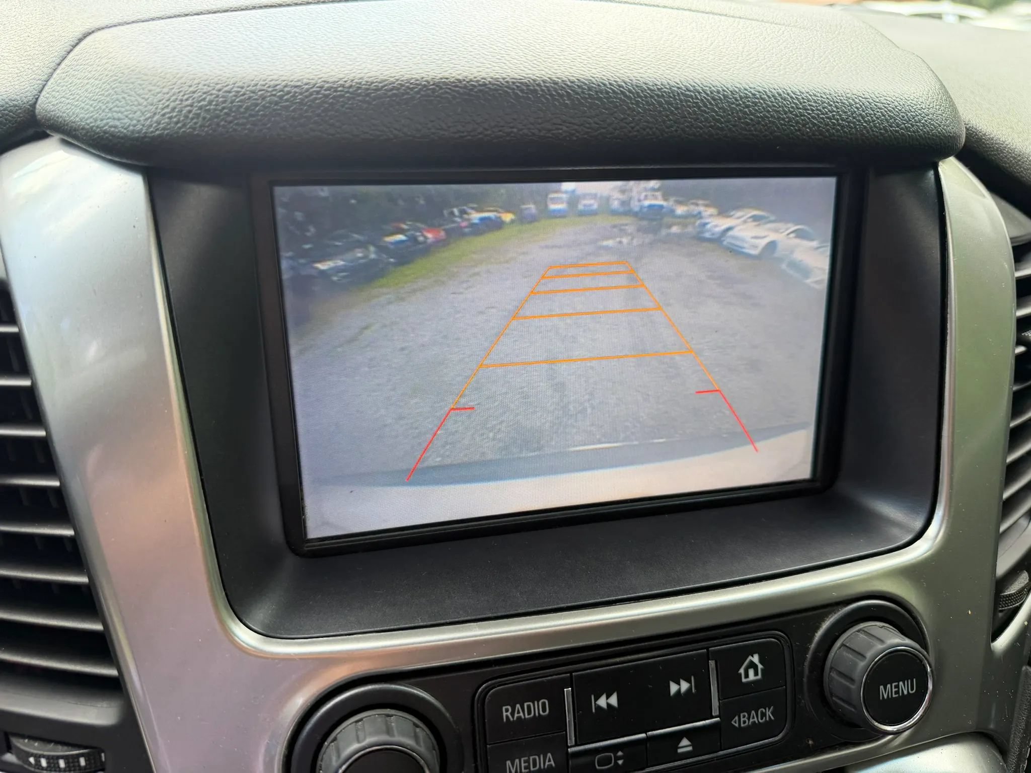 Used 2015 Chevrolet Suburban LTZ RWD image 24