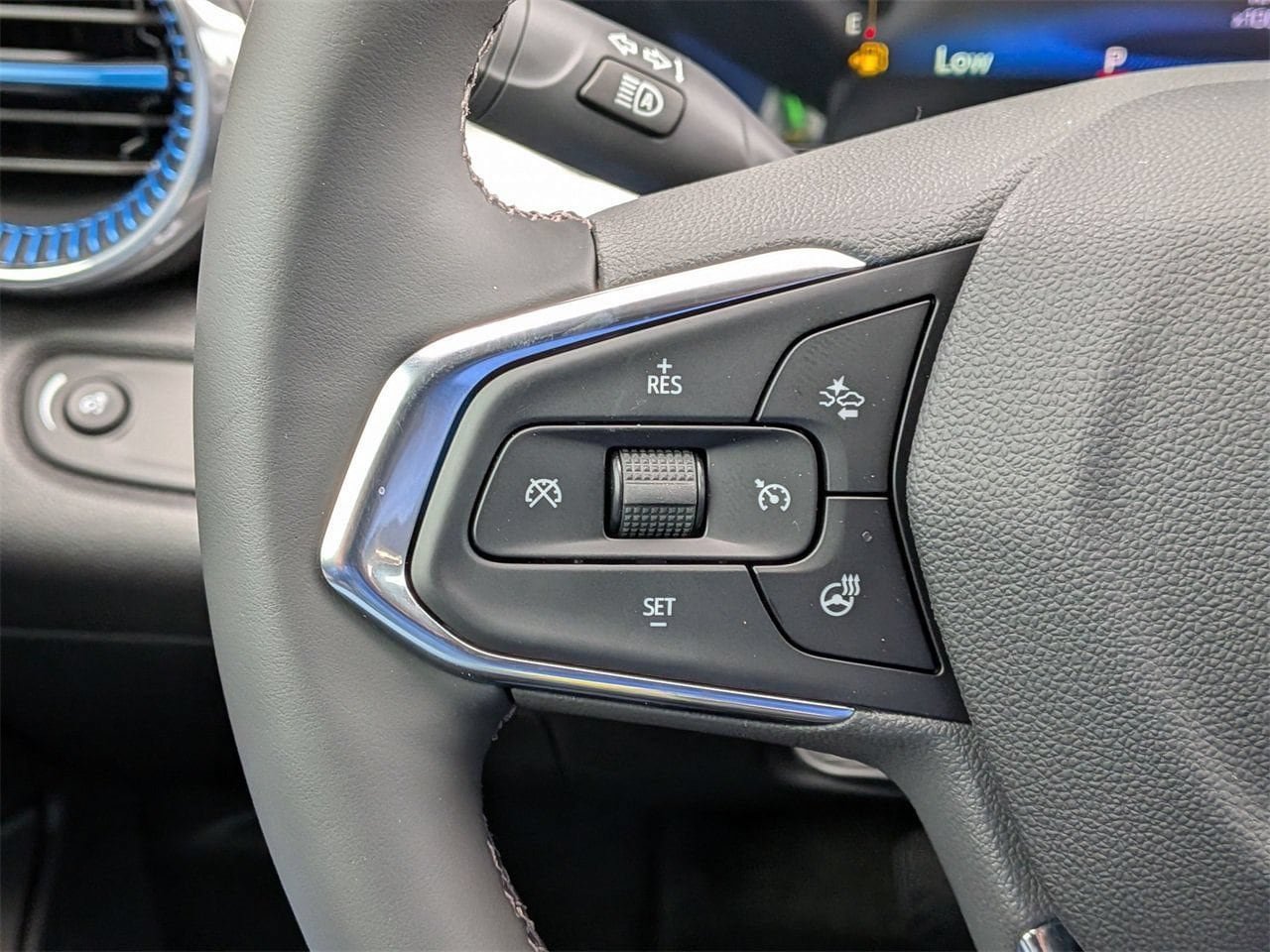 New 2026 Chevrolet Trax LT w/ Driver Confidence Package FWD image 13