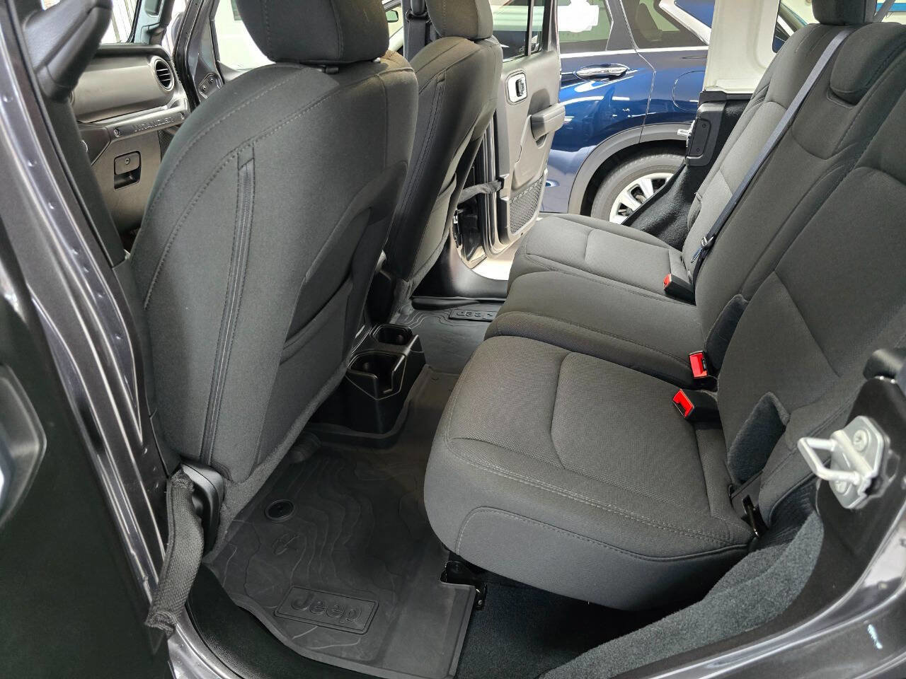 Used 2022 Jeep Wrangler Unlimited Sport image 20