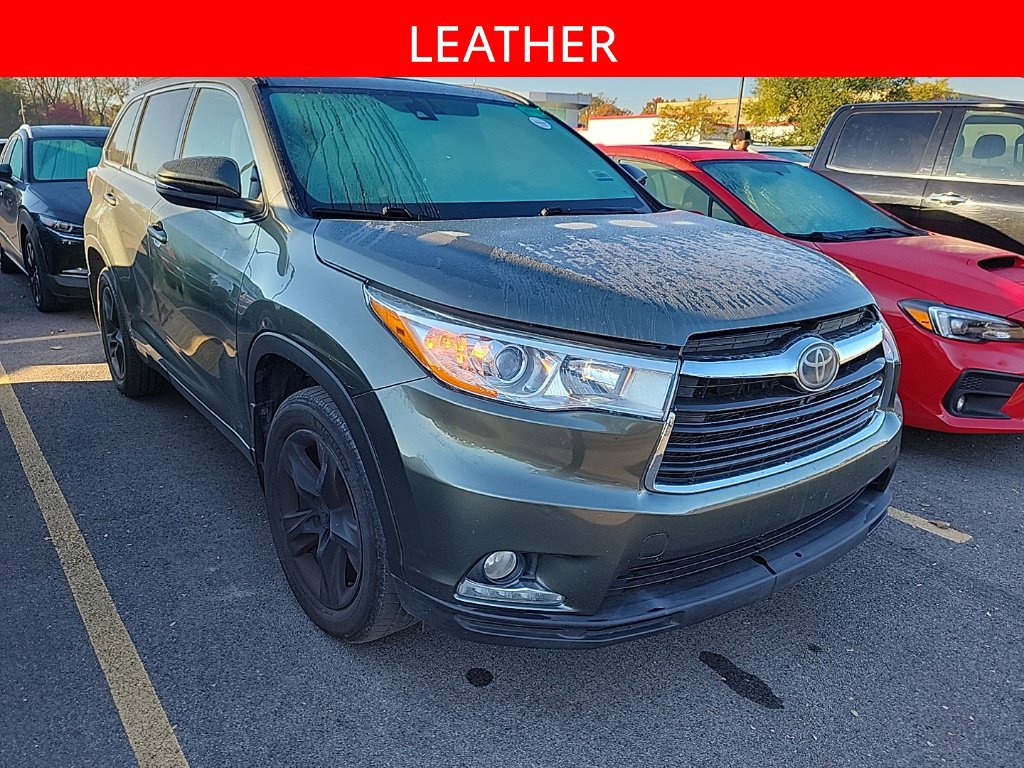 Used 2014 Toyota Highlander Limited Platinum AWD/4WD image 3