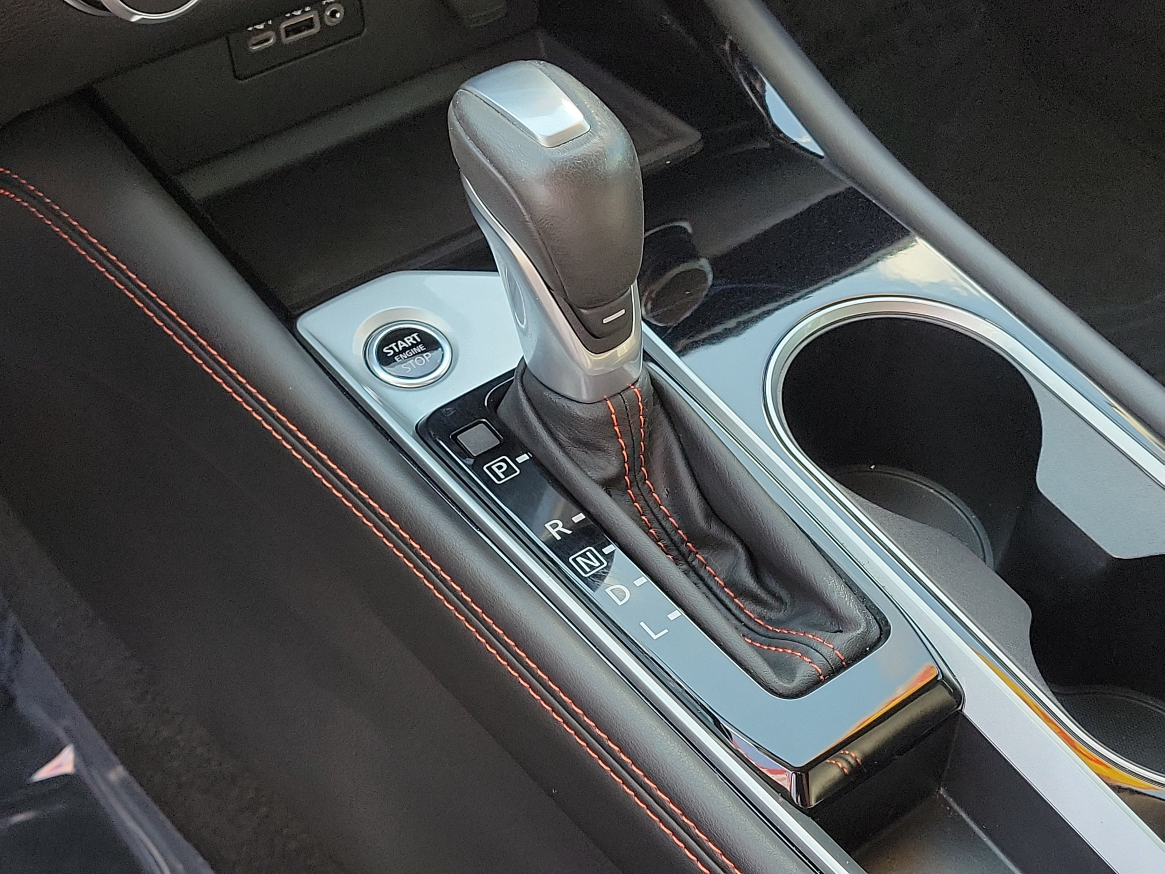 Used 2025 Nissan Altima 2.5 SR FWD image 25