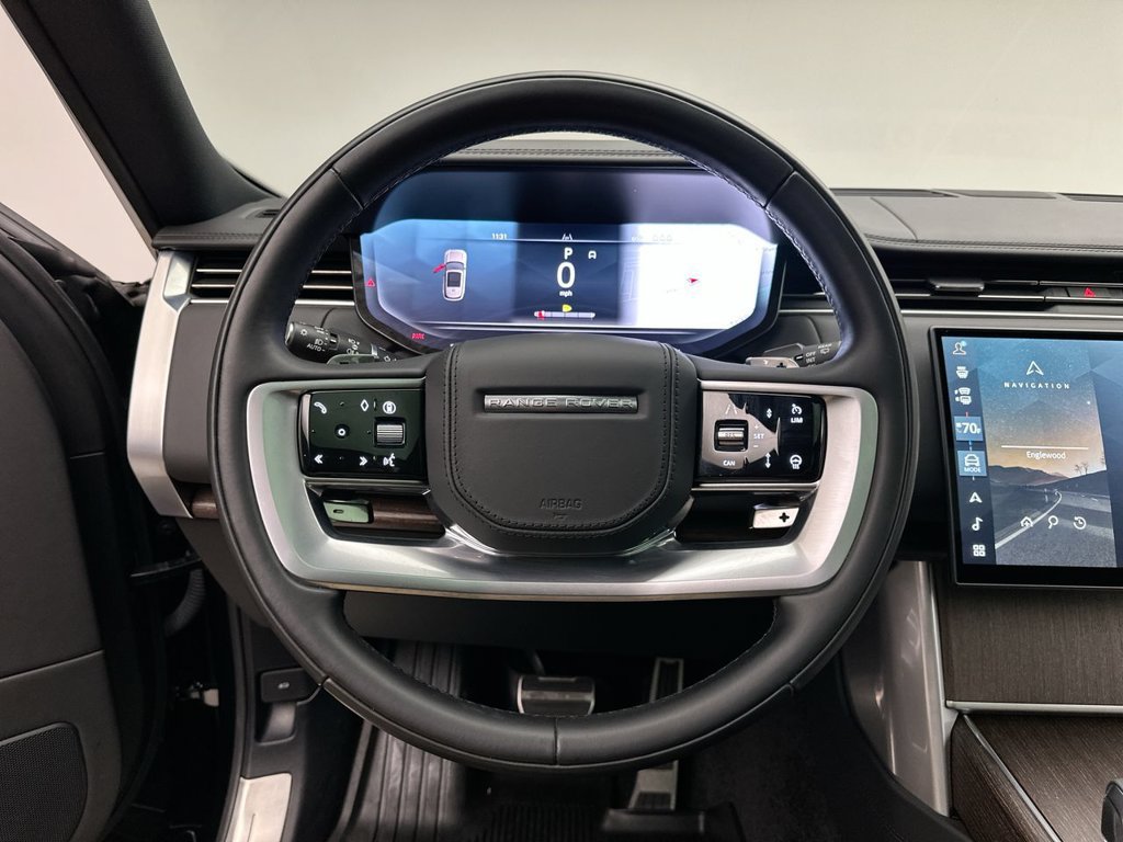 Certified 2025 Land Rover Range Rover SE AWD/4WD image 30
