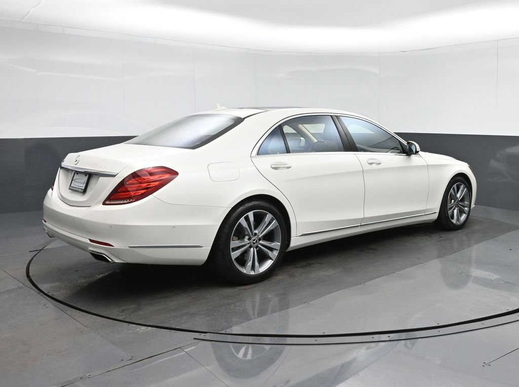 Used 2017 Mercedes-Benz S 550 Sedan w/ Premium Package image 7
