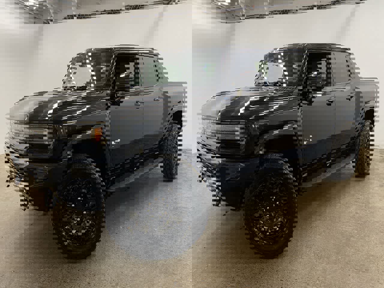 Used 2024 GMC Hummer EV 2X image 1