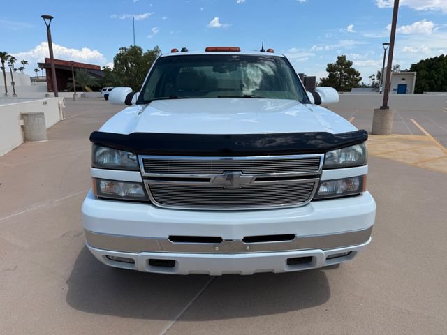 Used 2005 Chevrolet Silverado 3500 LT w/ Heavy-Duty Power Package AWD/4WD image 9