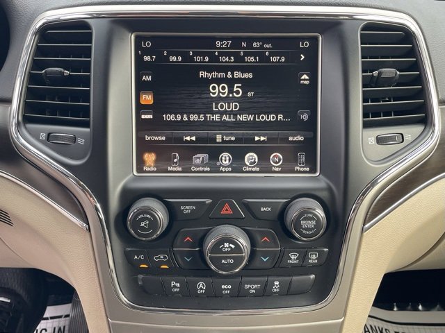 Used 2017 Jeep Grand Cherokee Limited image 32