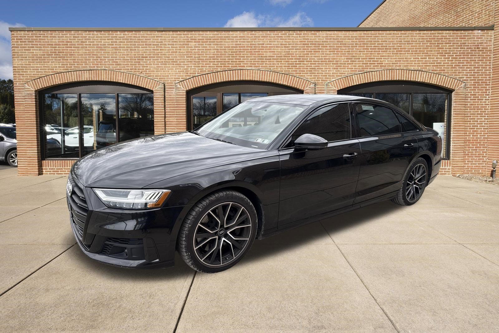 Used 2020 Audi A8 L 4.0T w/ Sport Plus Package image 4