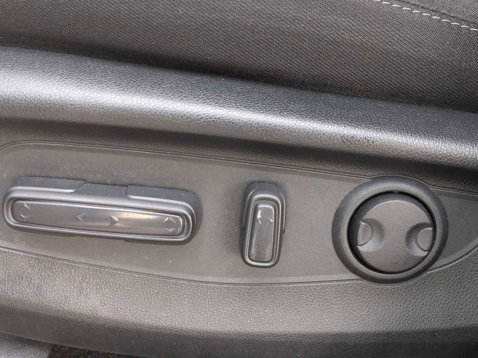 Used 2024 Honda CR-V EX image 17