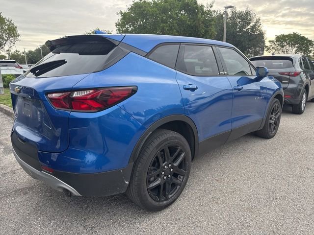 Used 2019 Chevrolet Blazer LT FWD image 2