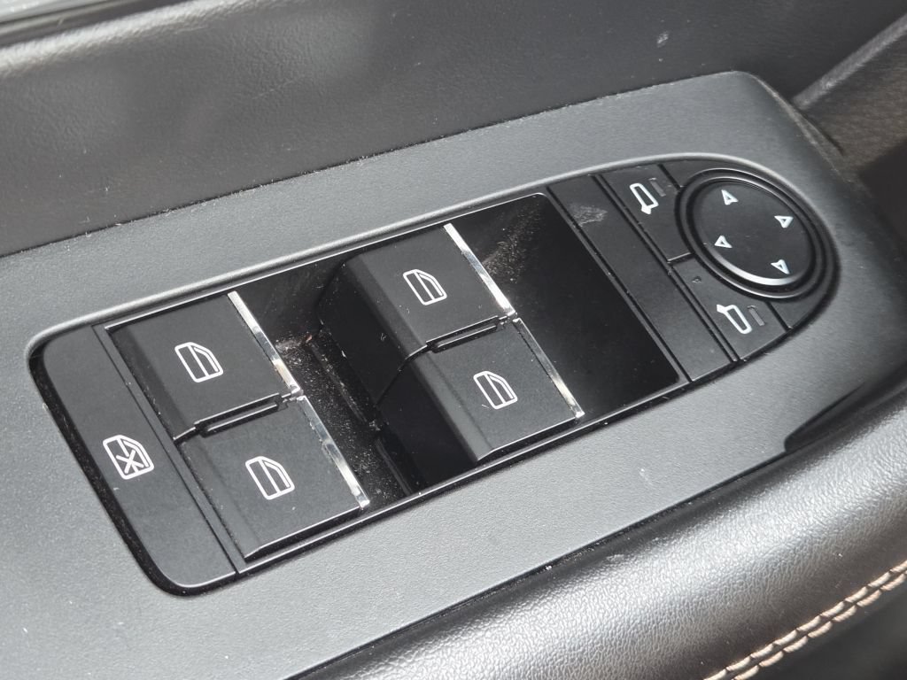 Used 2025 MAZDA CX-90 3.3 Turbo w/ Preferred Package AWD/4WD image 9