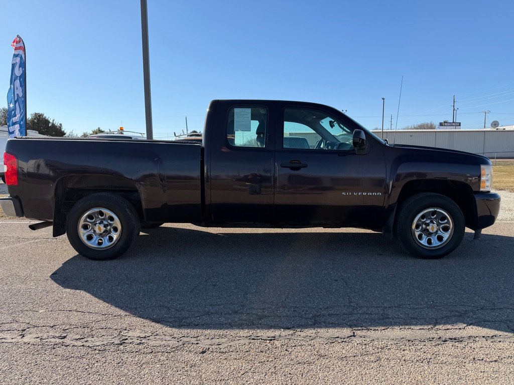 Used 2008 Chevrolet Silverado 1500 W/T w/ LS Package image 19
