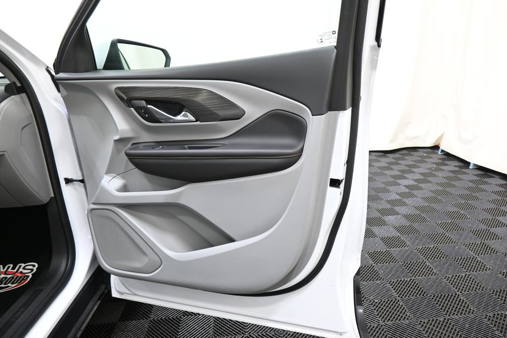 Used 2021 GMC Terrain SLT w/ LPO, Floor Liner Package image 26