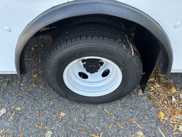 New 2026 Ford E-450 and Econoline 450 Super Duty w/ Power Equipment Group image 13