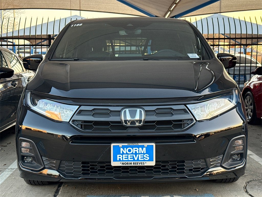 Used 2025 Honda Odyssey Sport-L image 2